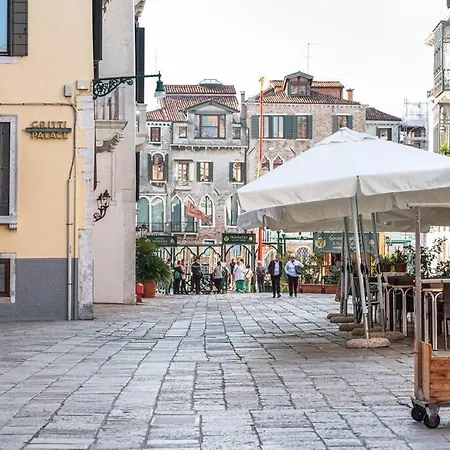Apt With Amazing View - San Marco Appartement