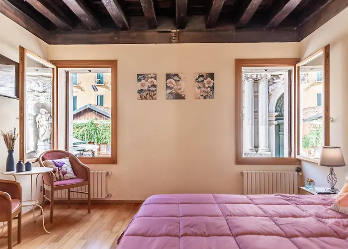 With Amazing View - San Marco Appartement Venetië